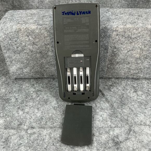 Texas Instruments TI-82 Graphing Calculator With Cover Tested 747 - Picture 4 of 4